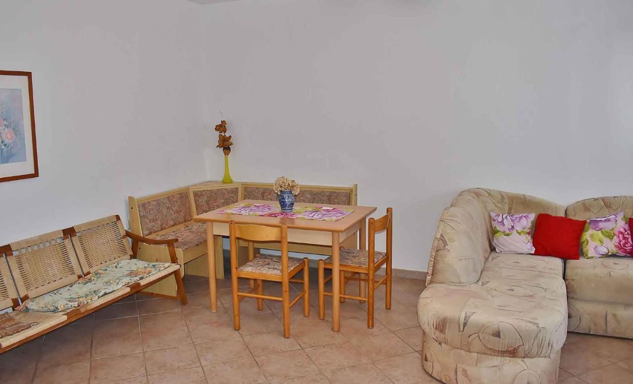 Apartment In Lopar/Insel Rab 17739 Exterior foto